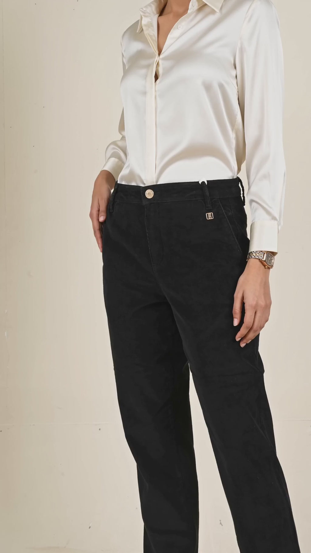 Women's Velvet Minicord Pant - Black